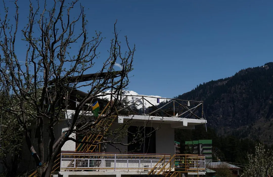 Nomadic Den Manali-1