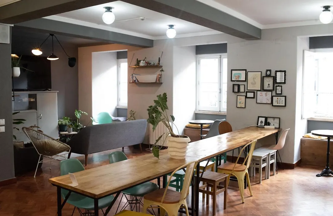 Draft Hostel & Rooms-1