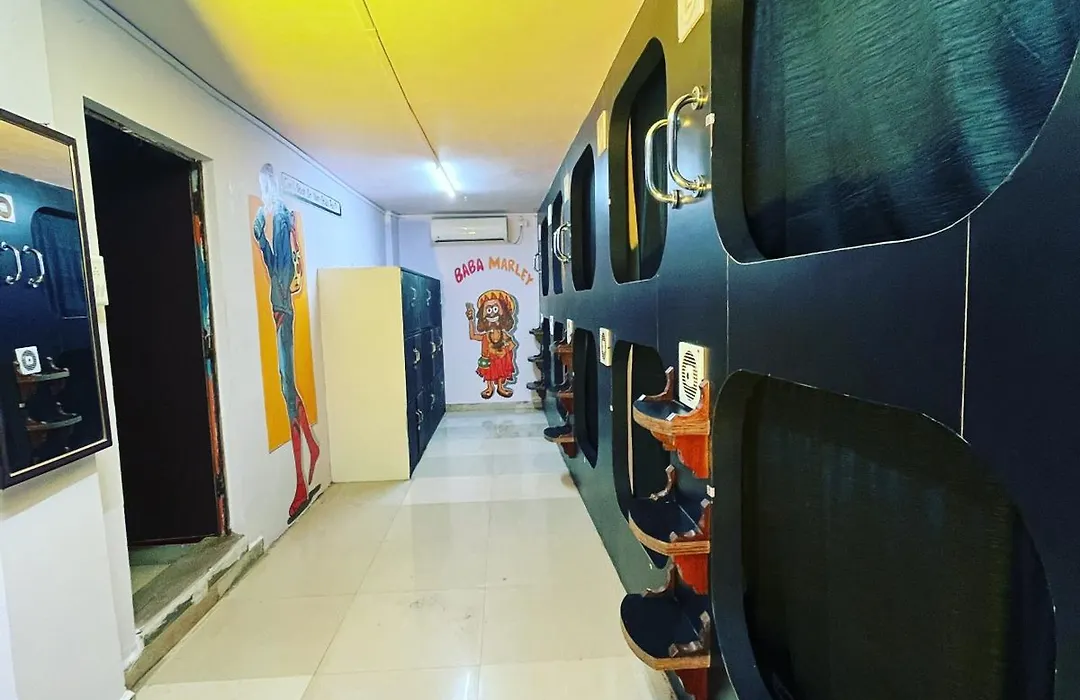 Madsquad Hostel Dorms & Rooms-1
