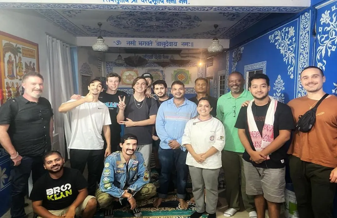 Mandala Backpackers Hotel-1