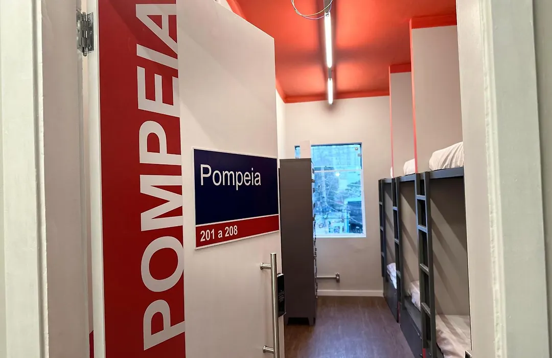 Hostel Distrito 011-1