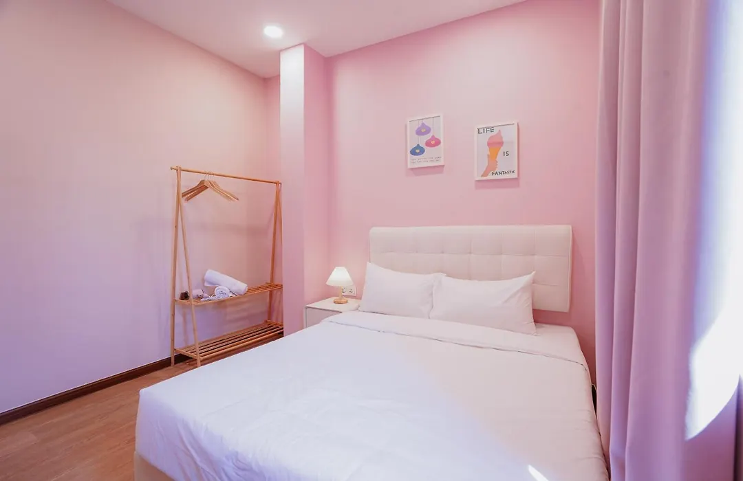Palette Pink Cabana George Town-1