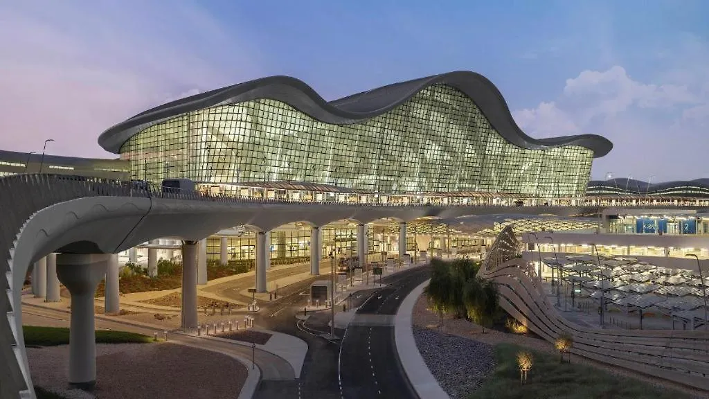Top House Zayed Airport Auh-1