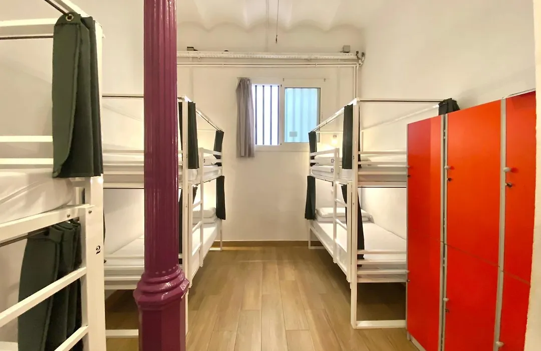 Safestay Barcelona Gothic-1