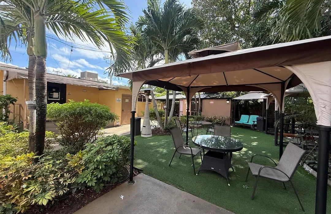 Sheridan Hostel-1