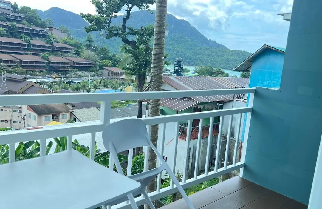Blue View House Phi Phi-1