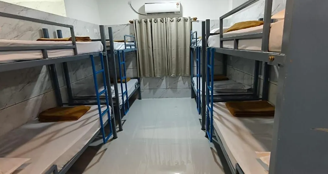 V R S Luxury Ac & Non Ac Male Dormitory-1