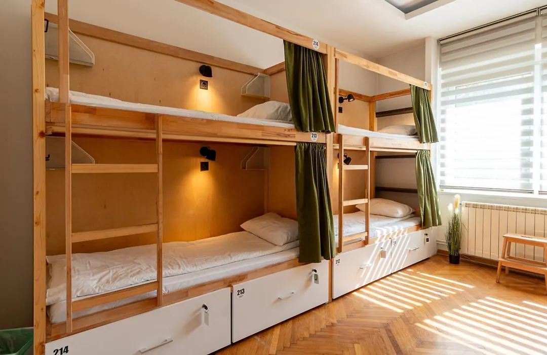 Cabbage Hostel-1