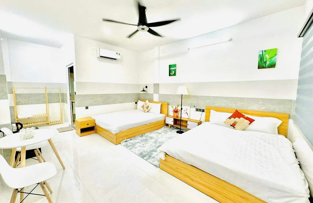 Aloha Saigon Hostel - Less-Touristy Location, Spacious Rooms, Bathroom With A Glass Partition, Airport - Train Station Proximity-1