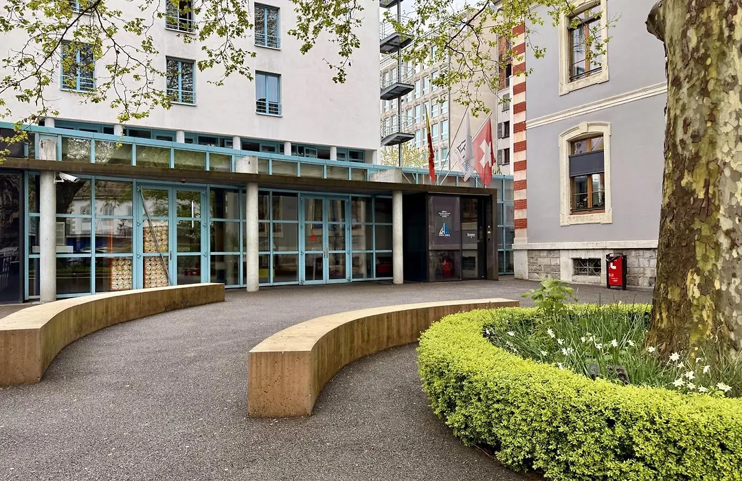 Geneva Hostel-1