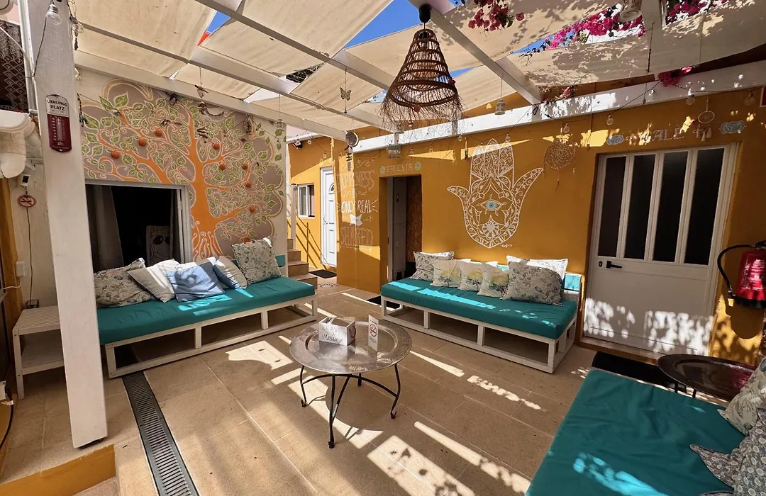 Orange Terrace Hostel-1