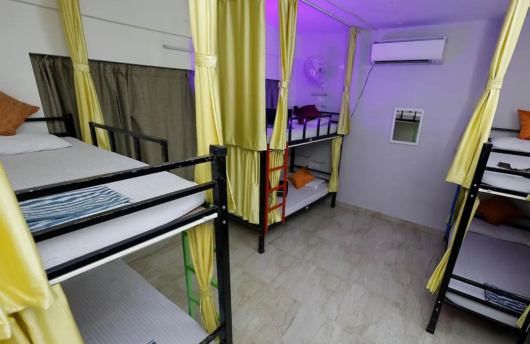 City Central Hostel-1