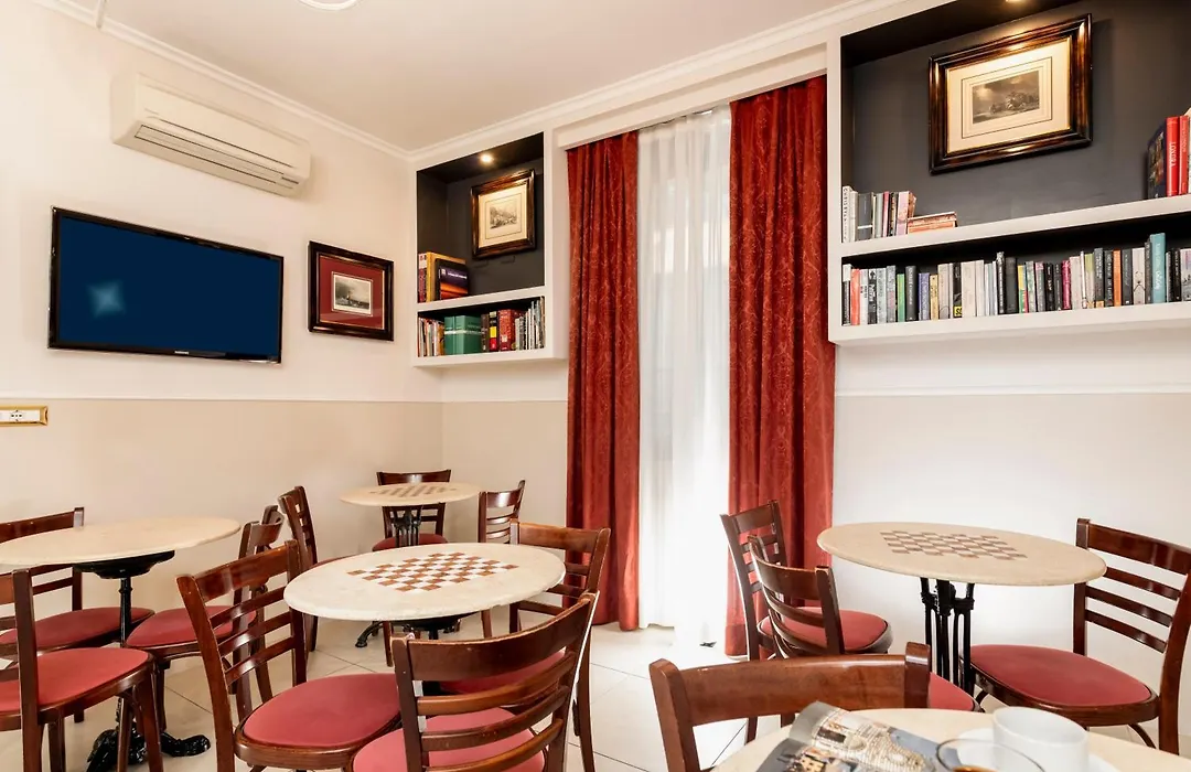Budget Rooms Des Arts-1