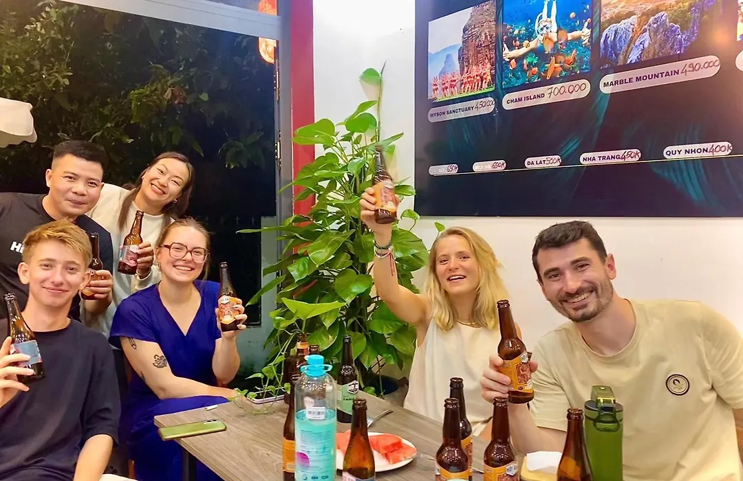 Dom Hostel And Bar-1