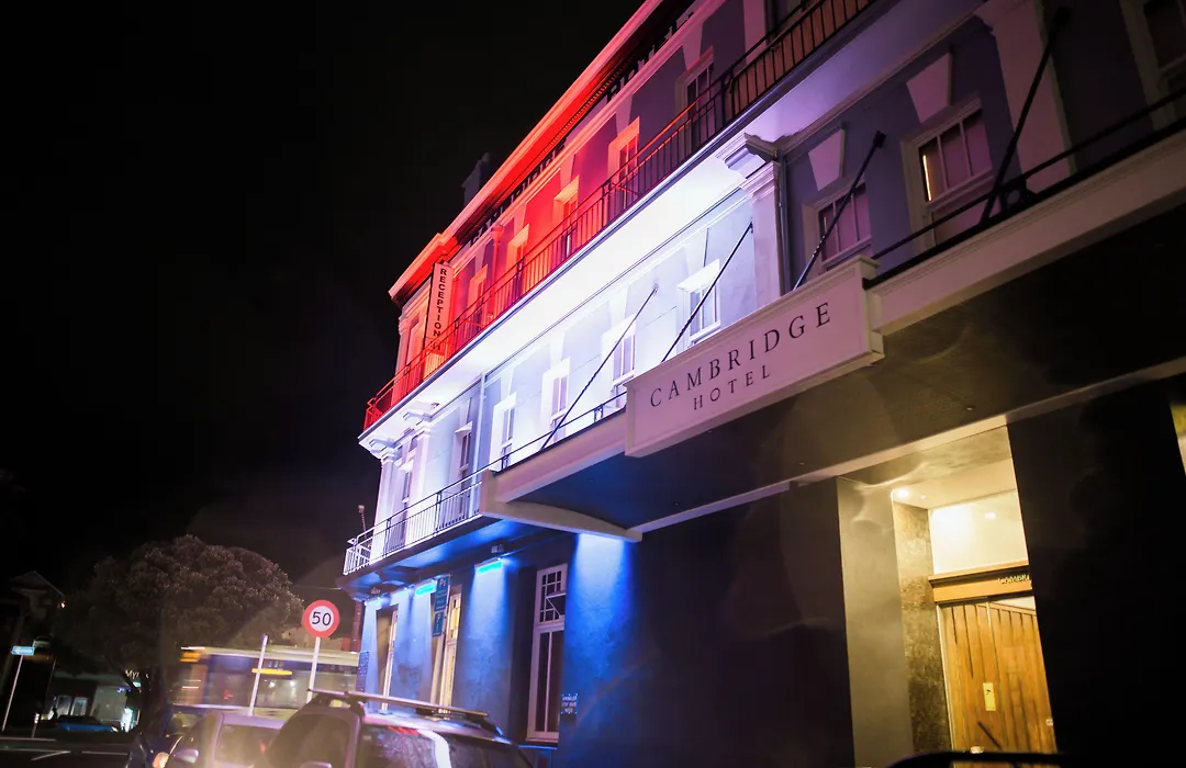 The Cambridge Hotel & Backpackers-1