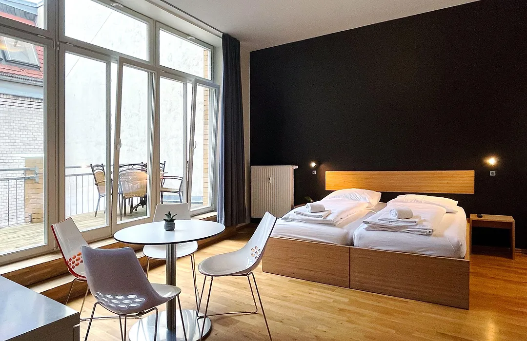 Five Elements Hostel & Capsules Leipzig-1