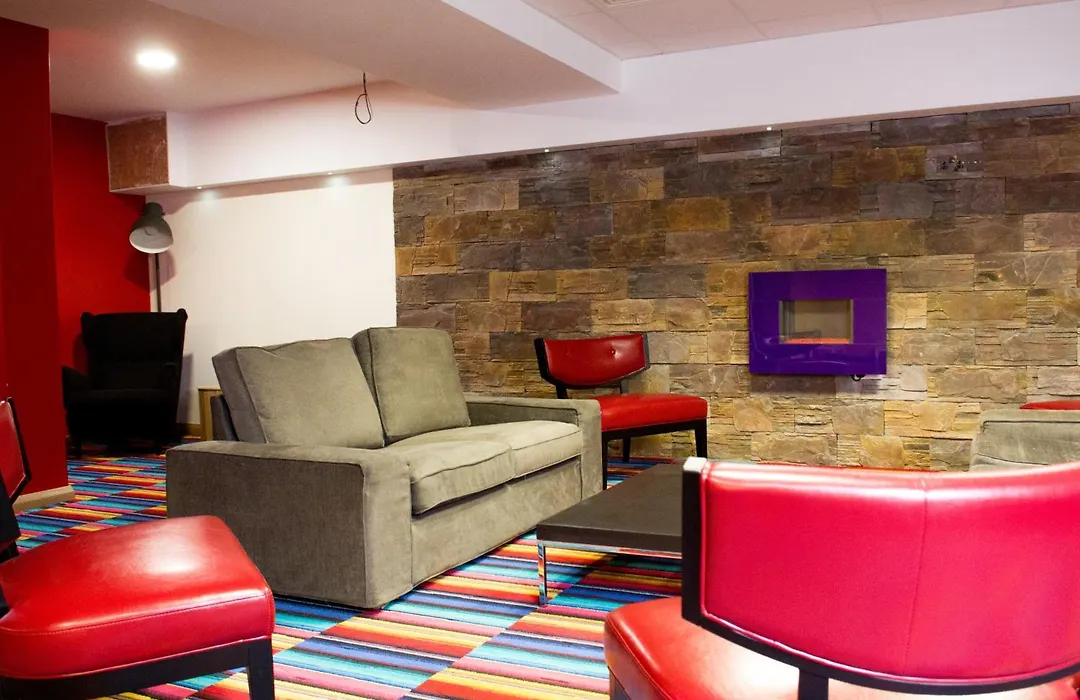 Savoy Hostel Galway City Centre-1