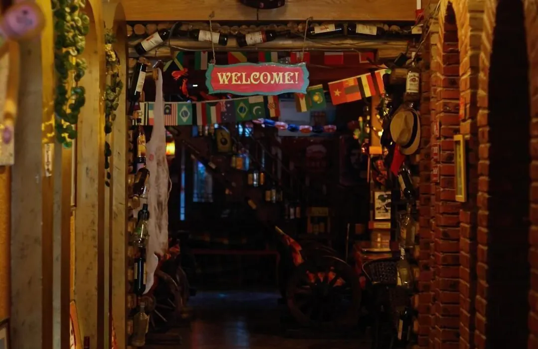 Leo Hostel-1
