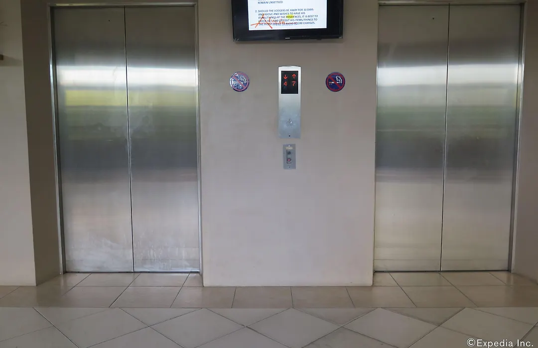 Alicia Tower Residences (Adults Only)-1