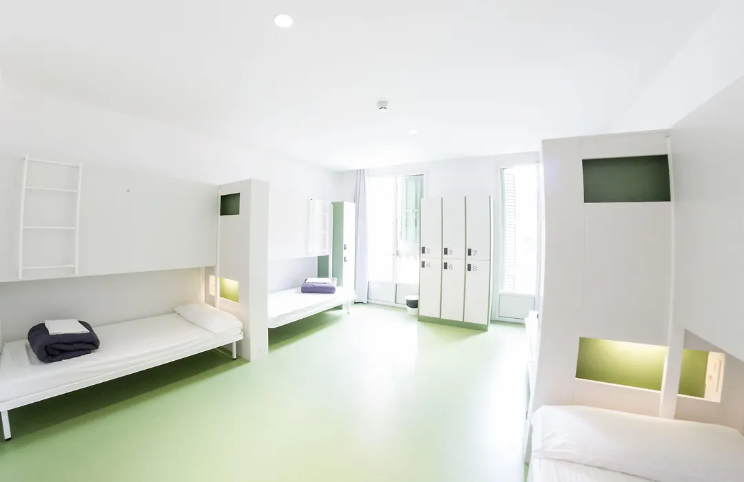 Sant Jordi Hostels Rock Palace-1