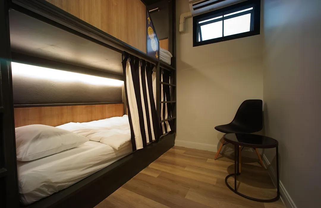 Brb Hostel Bangkok Silom-1