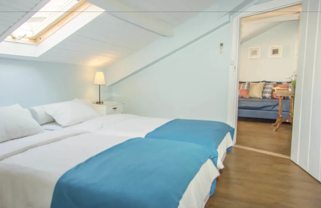 Goodmorning Solo Traveller Hostel-1