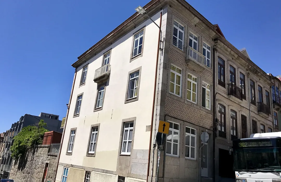 Urban Garden Porto Central Hostel-1
