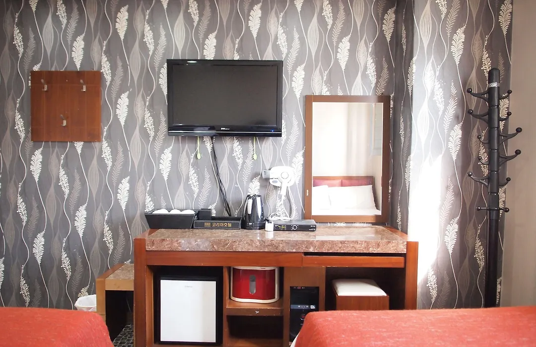Hostel J Stay-1
