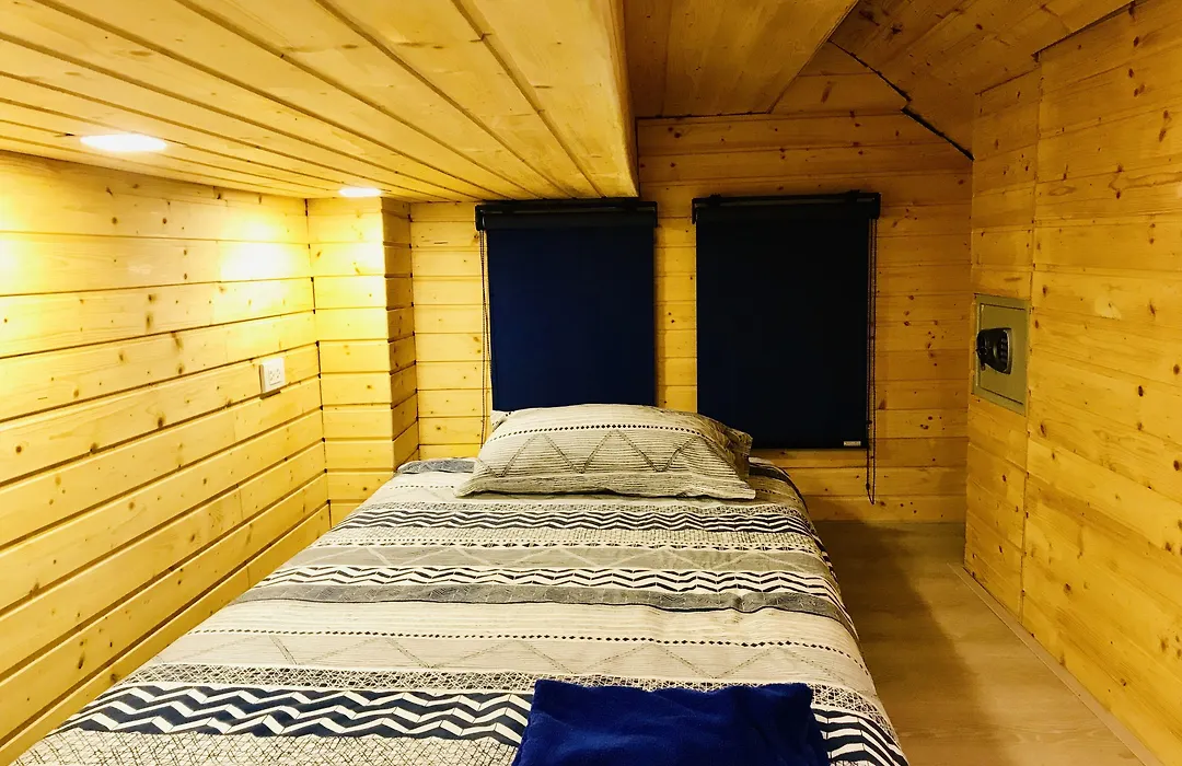 Blu Cabin Ari Stylish Gay Poshtel-1