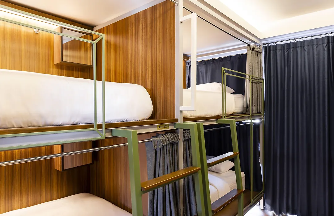 Khunluang Hostel (Adults Only)-1