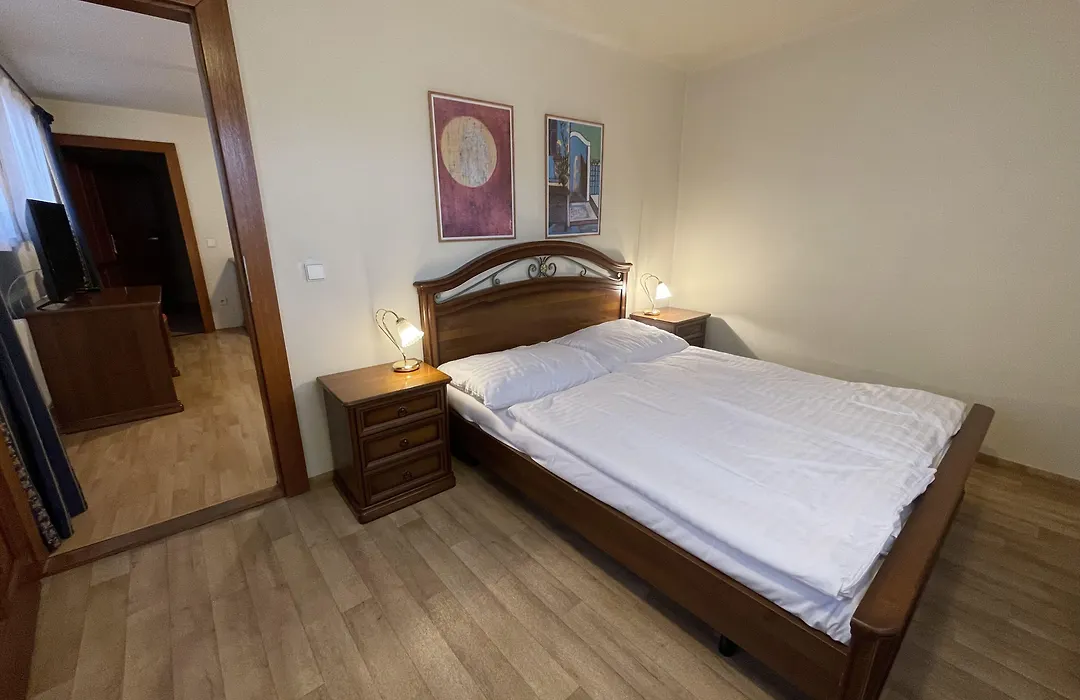 Hostel Little Quarter-1