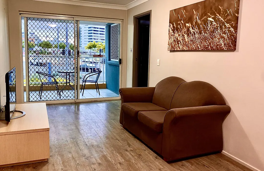 Homely Inn Hostel-1