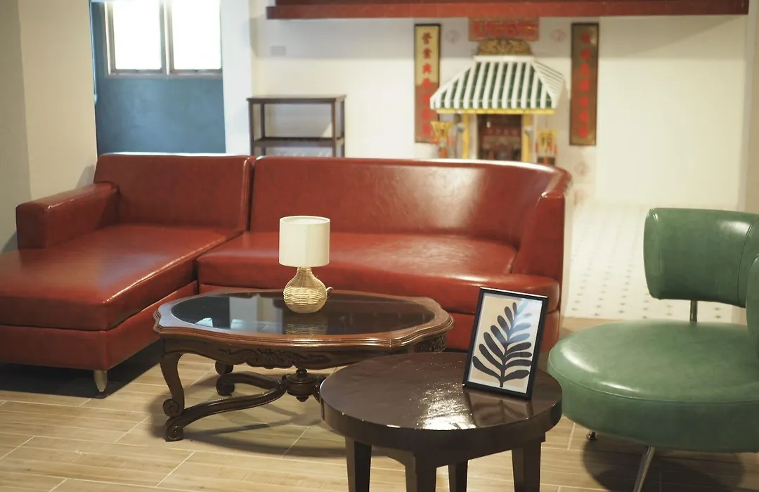 Krung Tone Hostel-1