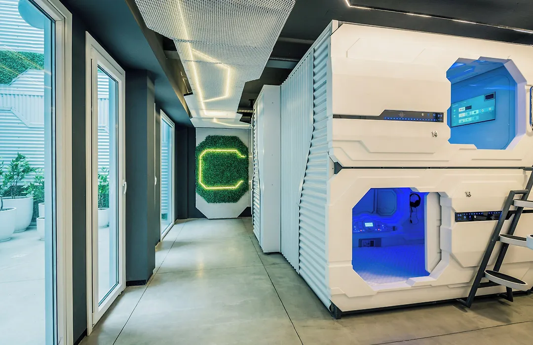 Underground Capsule-1