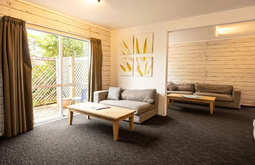 Haka House Taupo-1