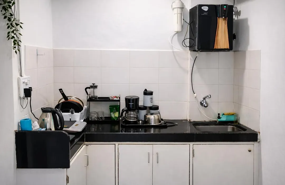 Locomo Hostel Express - Stay Work Eat-1