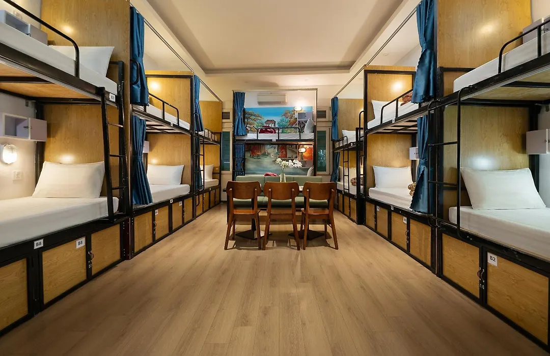 Hanoi Oldtown Nomad Hostel & Pub-1