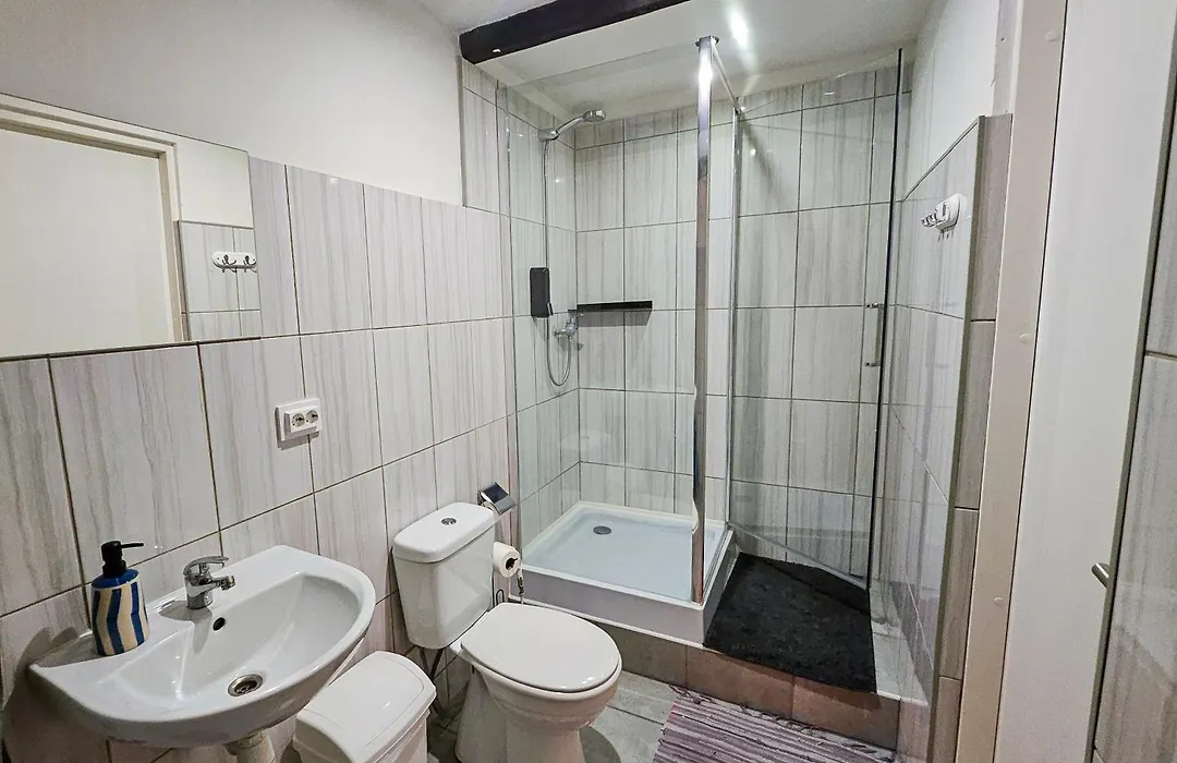 Central Hostel-1