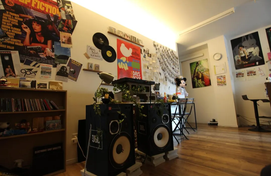 Bonfire Hostel Osaka-1
