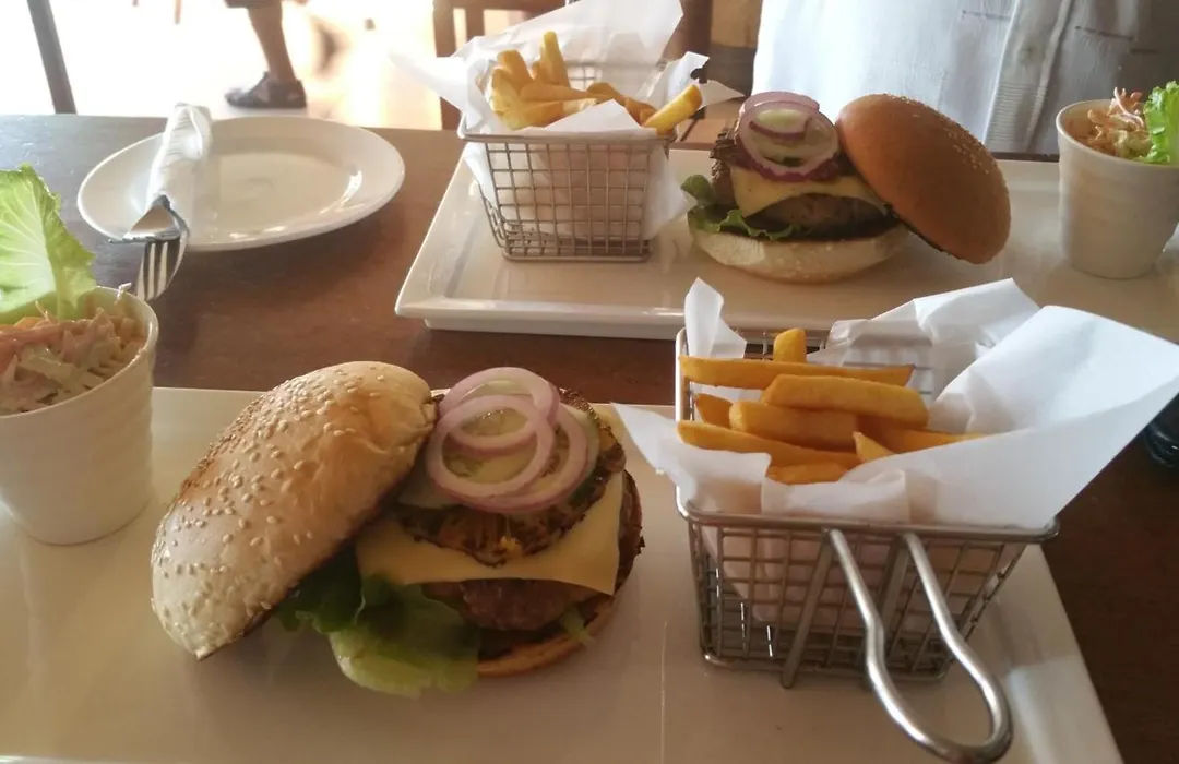Smugglers Cove Beach Resort & Hotel-1