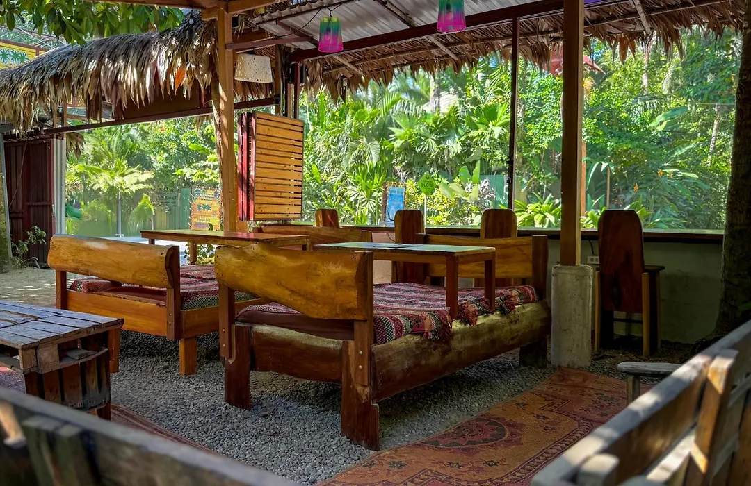Playa 506 Beachfront Hostel-1