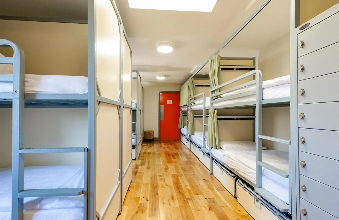 Galway City Hostel-1