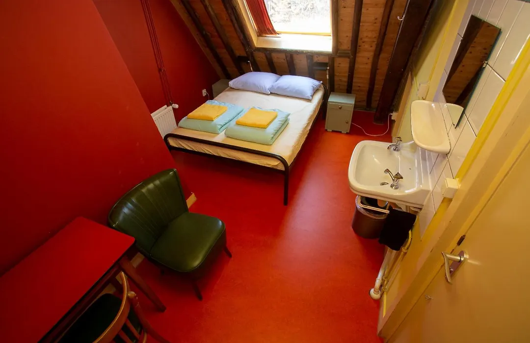 Strowis Hostel-1