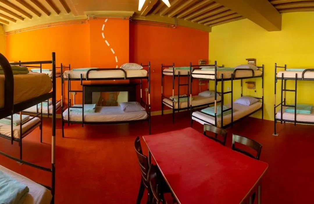 Strowis Hostel-1