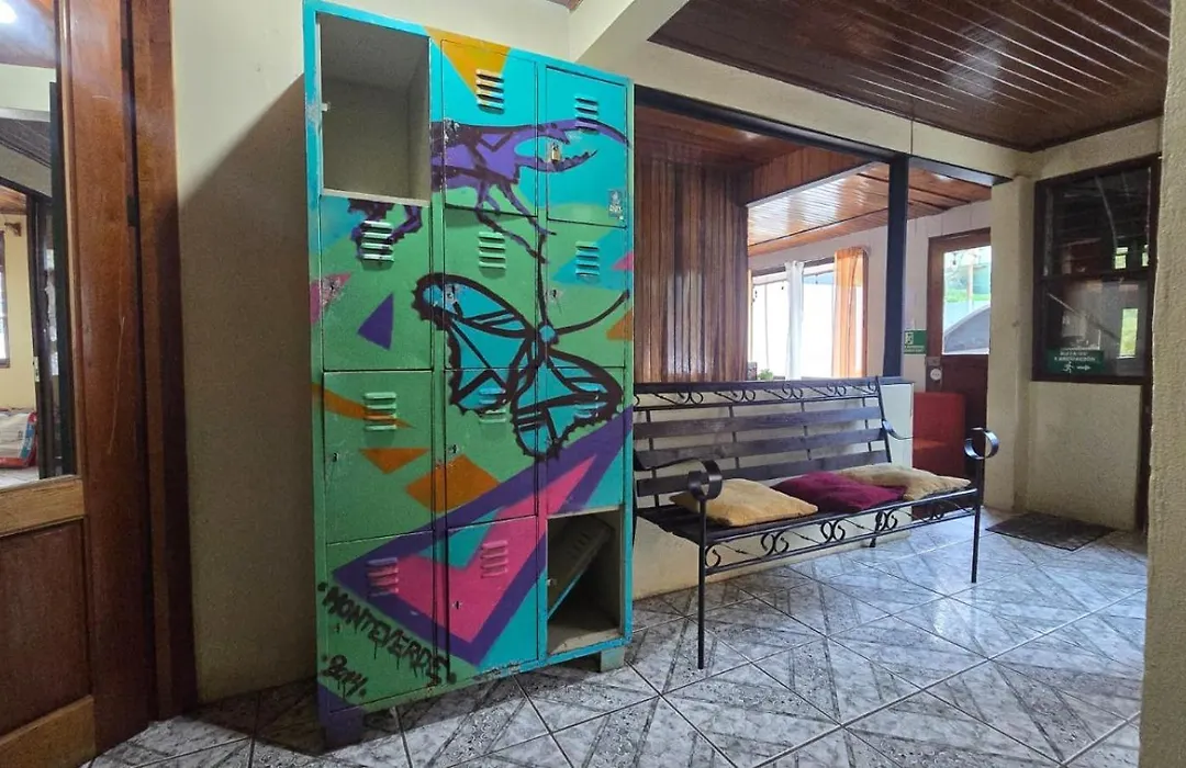 Monteverde Monkey Hostel-1