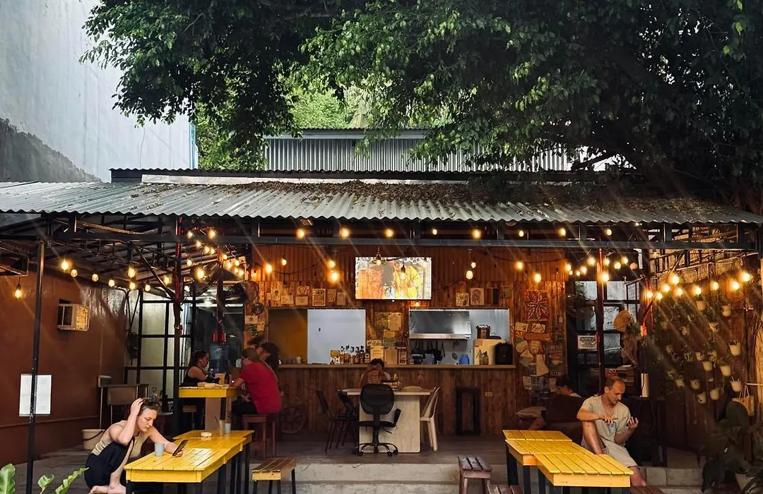 Cheese Hostel Manila-1