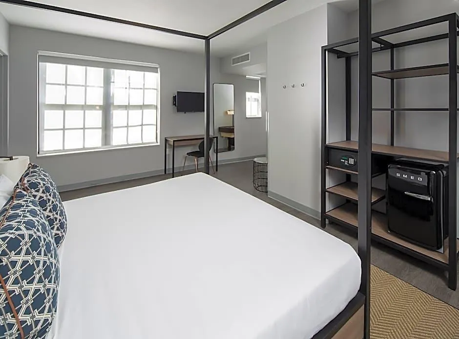 Hotel Rendale Miami Beach-1