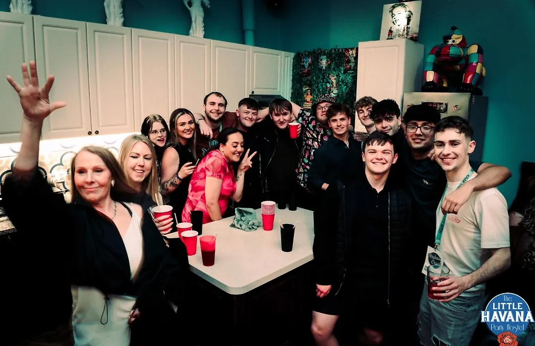 The Little Havana Party Hostel-1