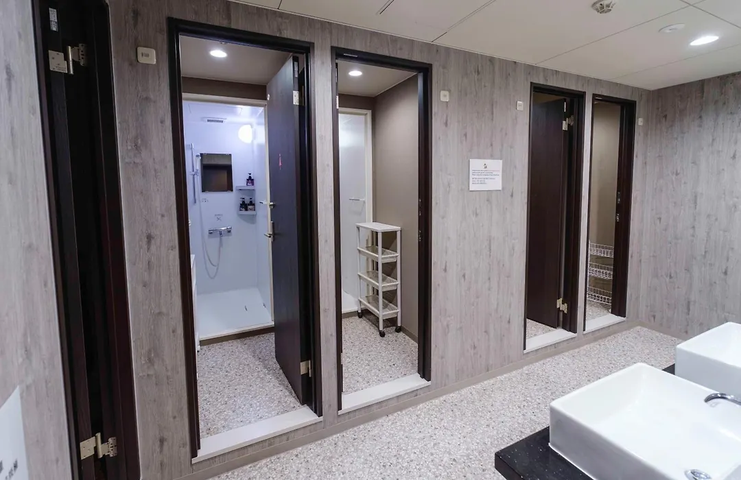 Wise Owl Hostels River Tokyo-1