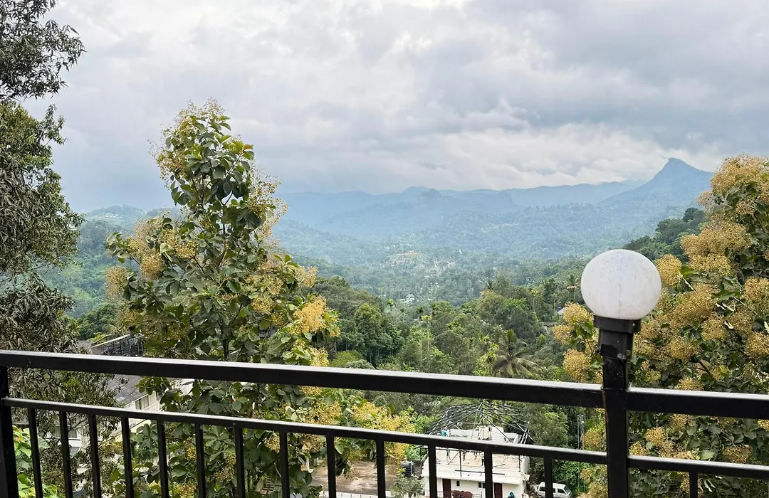 Happy Days Homestay-1